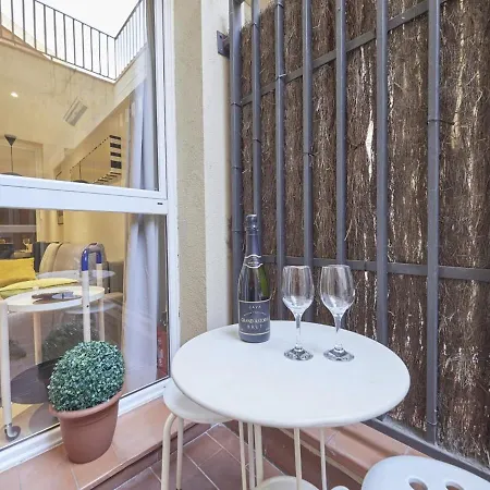 Duplex Sagrada Familia 2 Apartment Barcelona Exterior photo